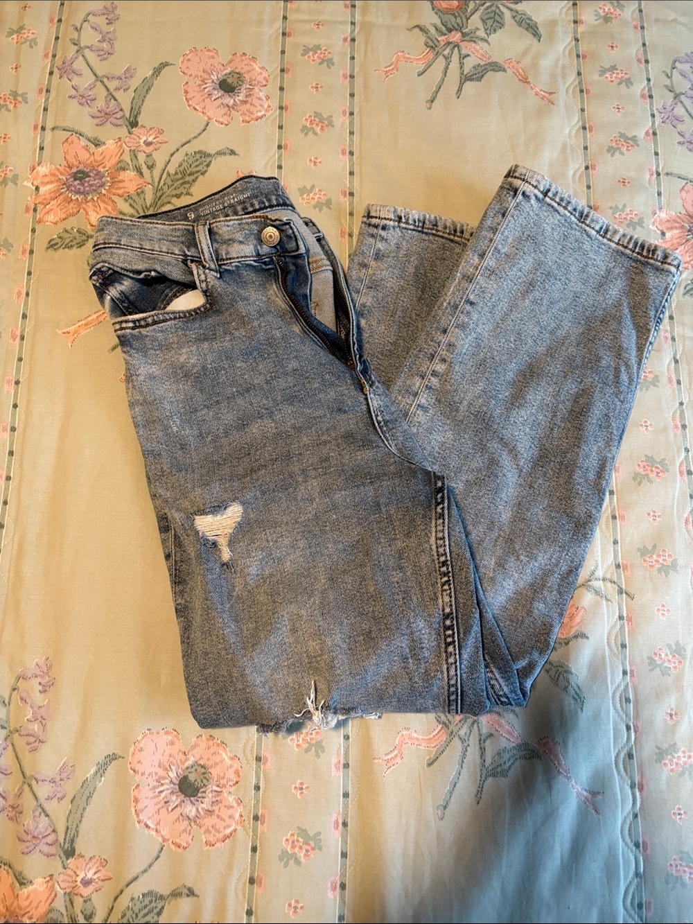 Women’s High-Rise Straight Light Blue Distressed Jeans